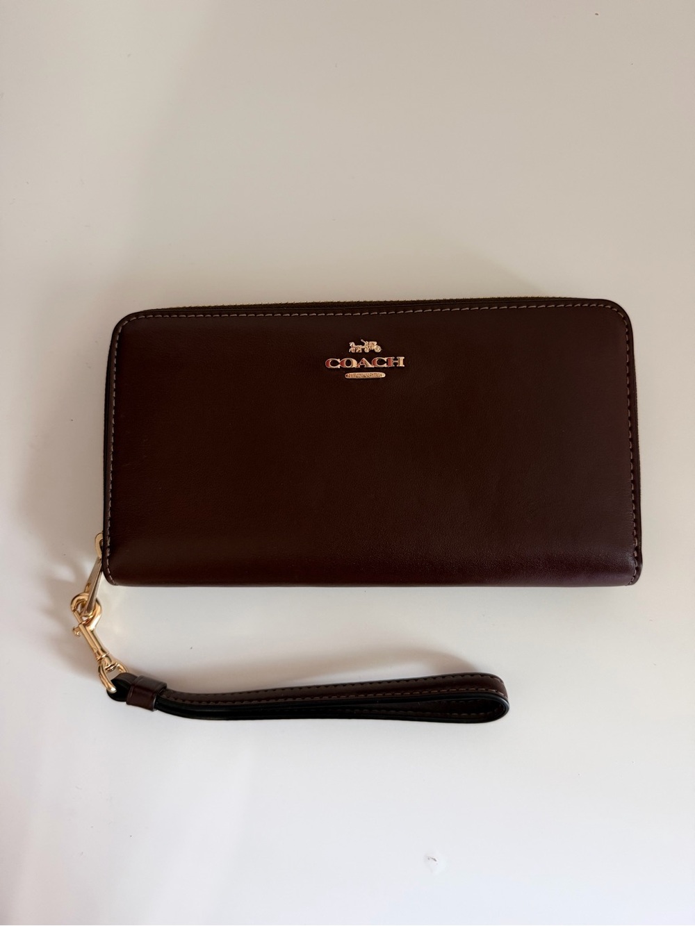 Coach Long Zip Around Wallet color maple